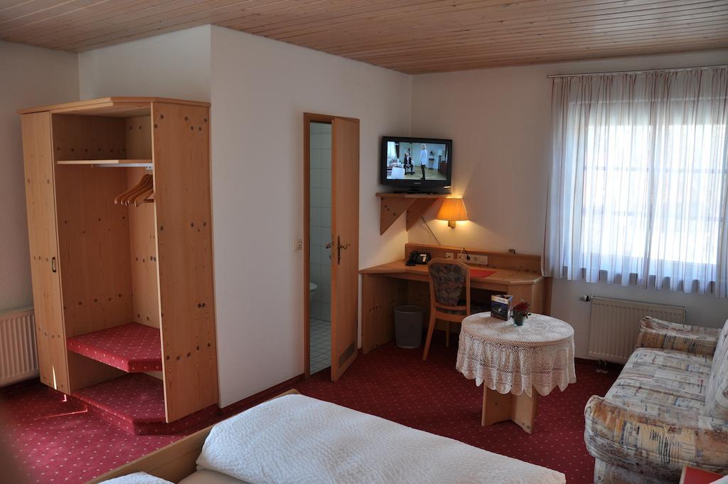 ונדלינגן אם נקאר Loewen Hotel & Restaurant מראה חיצוני תמונה