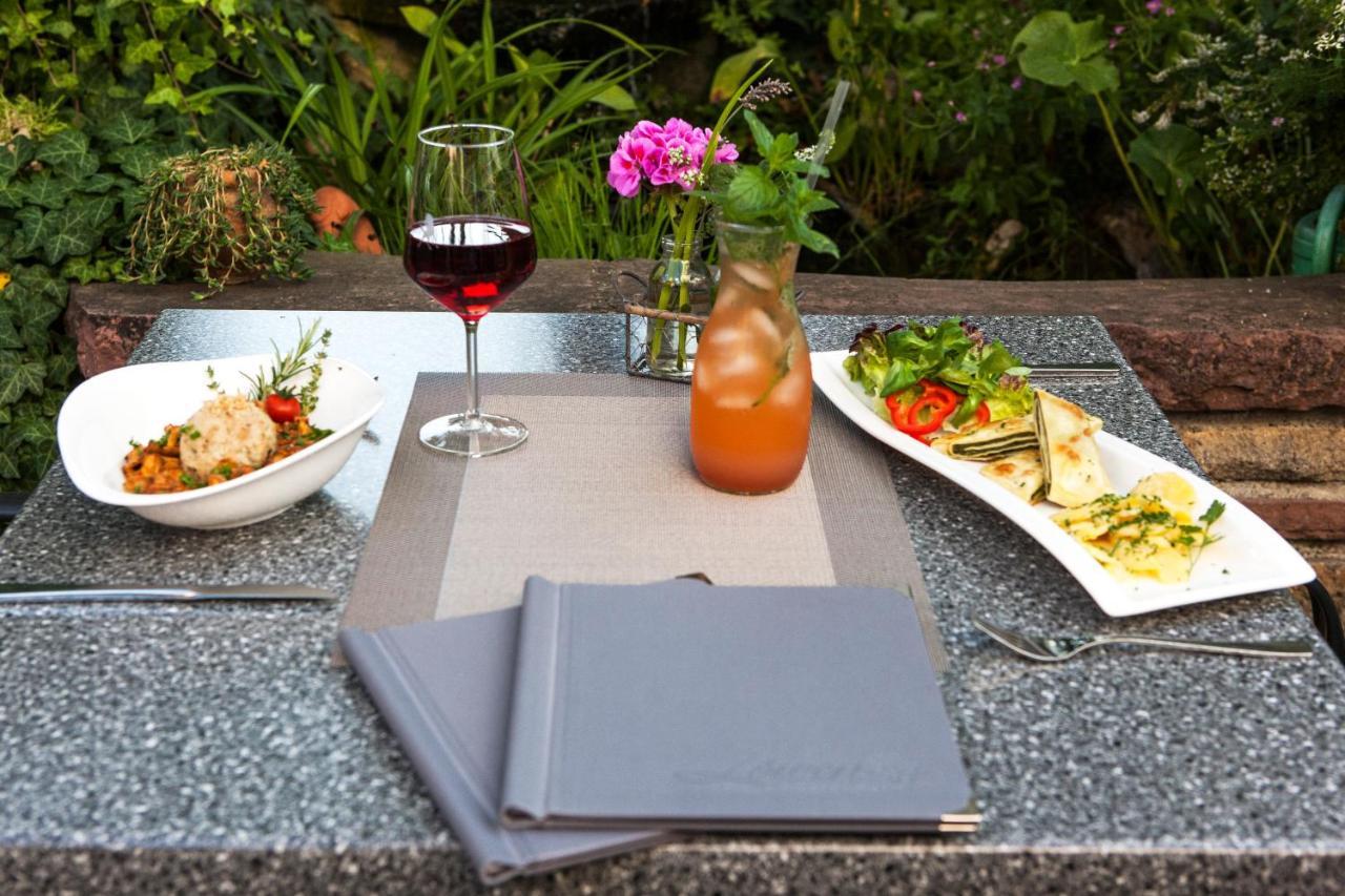 ונדלינגן אם נקאר Loewen Hotel & Restaurant מראה חיצוני תמונה